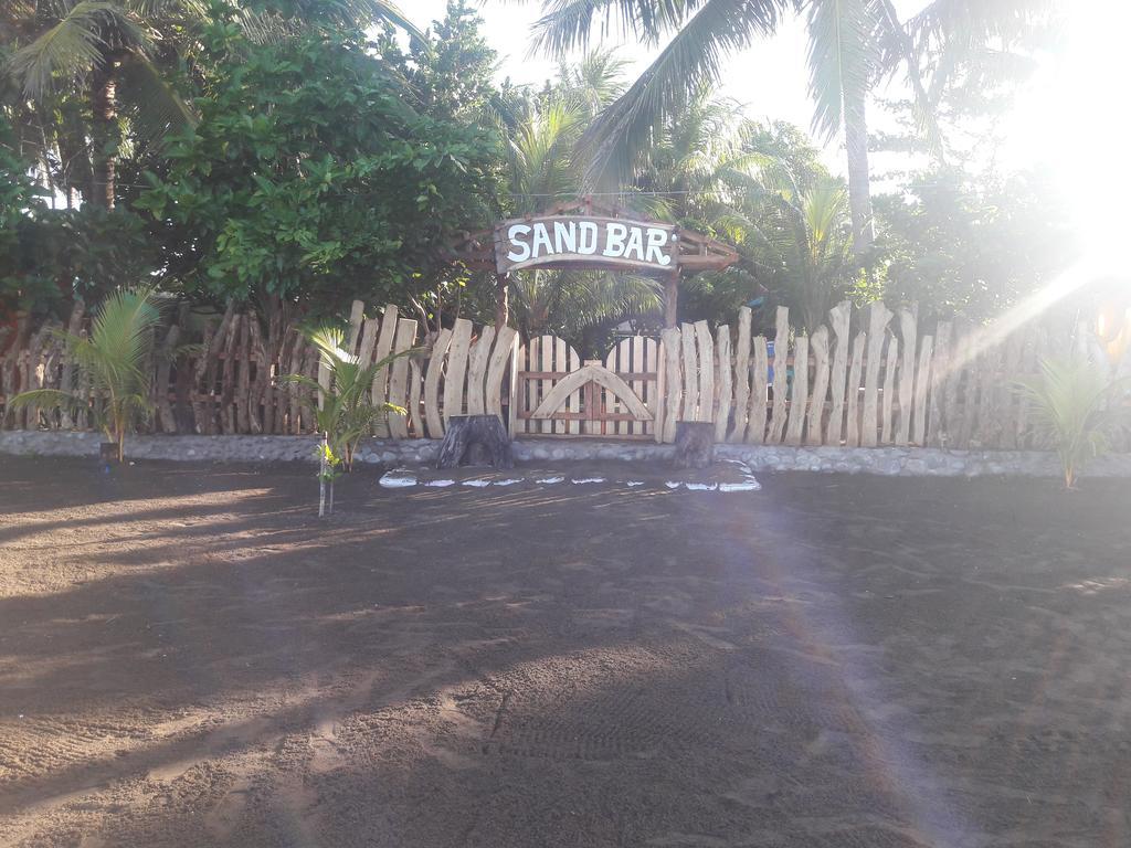 Sand Bar Beach Resort Nasugbu Exteriör bild